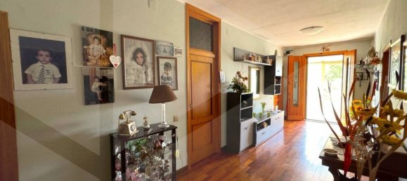 2 bedrooms Apartment in Pisa, Italy No. 27013 11
