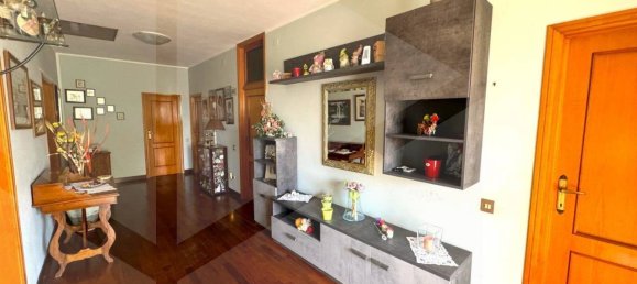 2 bedrooms Apartment in Pisa, Italy No. 27013 10