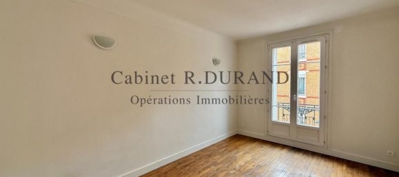 1 bedroom Apartment in Asnieres-sur-Seine, France No. 296571 3