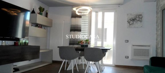 Apartamento de 3 dormitorios en Recale, Italy No. 260871 18