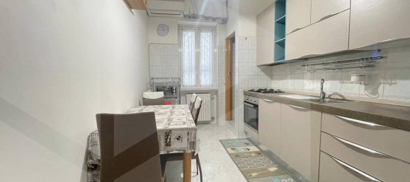 Apartamento de 3 divisões em Bari, Italy N.º 29856 6