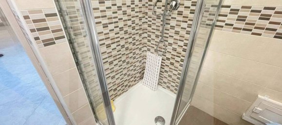 Apartamento de 3 divisões em Bari, Italy N.º 29856 8