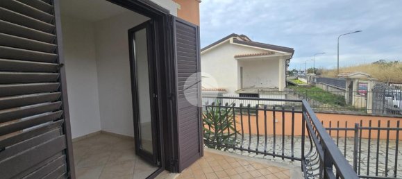 Apartamento de 4 divisões em Scalea, Italy N.º 2428 49