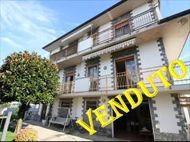 3 غرف نوم شقة في Madone, Italy رقم 153574