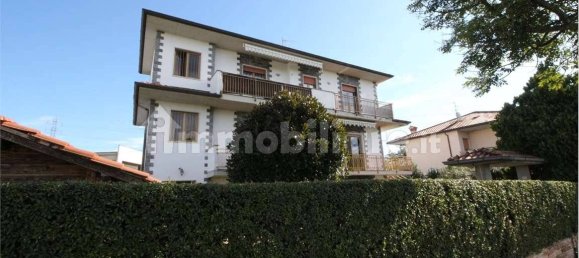 3 غرف نوم شقة في Madone, Italy رقم 153574 23