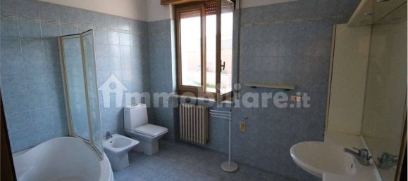 3 غرف نوم شقة في Madone, Italy رقم 153574 12