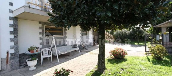 3 غرف نوم شقة في Madone, Italy رقم 153574 20