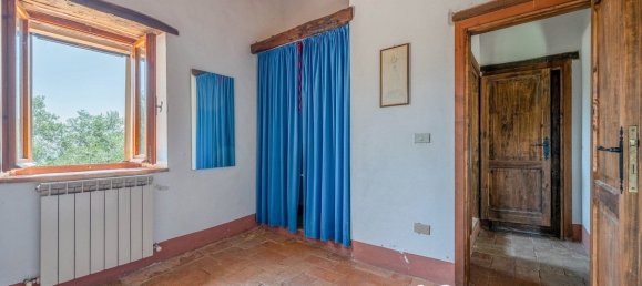 6 bedrooms House in Marsciano, Italy No. 55615 22