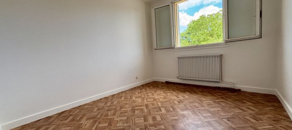 Casa T4 em Le Chambon-Feugerolles, France N.º 279319 6