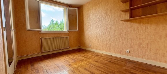 Casa T4 em Le Chambon-Feugerolles, France N.º 279319 5