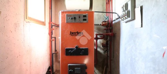 3 Schlafzimmer Haus in Udine, Italy, Nr. 53863 32