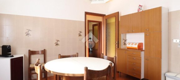 3 Schlafzimmer Haus in Udine, Italy, Nr. 53863 5