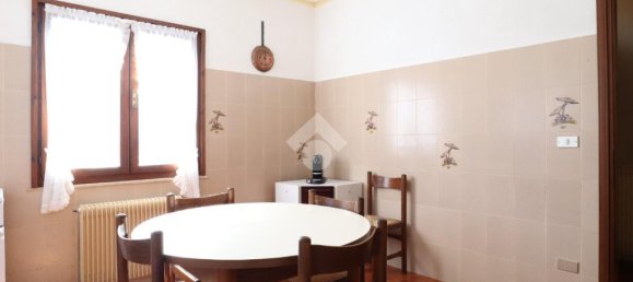 3 Schlafzimmer Haus in Udine, Italy, Nr. 53863 6