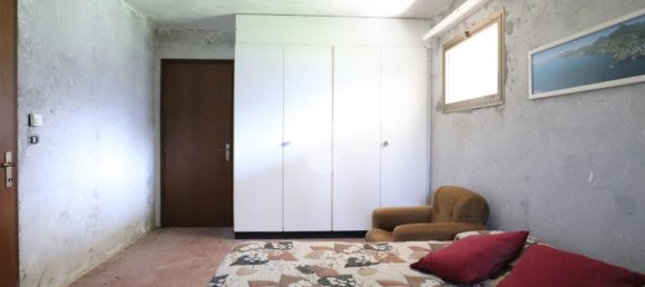 3 Schlafzimmer Haus in Udine, Italy, Nr. 53863 26