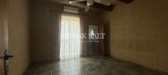 3 Schlafzimmer Stadthaus in Nadur, Malta, Nr. 5470 11