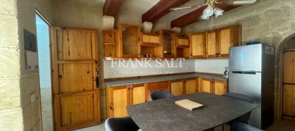 3 Schlafzimmer Stadthaus in Nadur, Malta, Nr. 5470 2