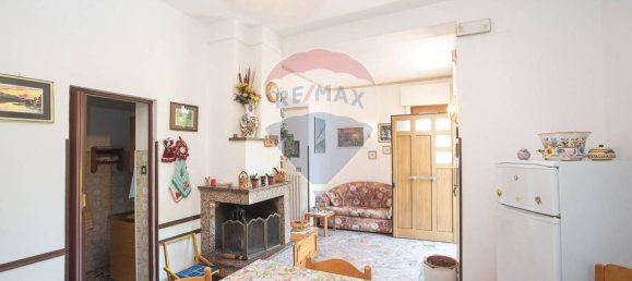 10 bedrooms House in Città Sant'Angelo, Italy No. 356050 5