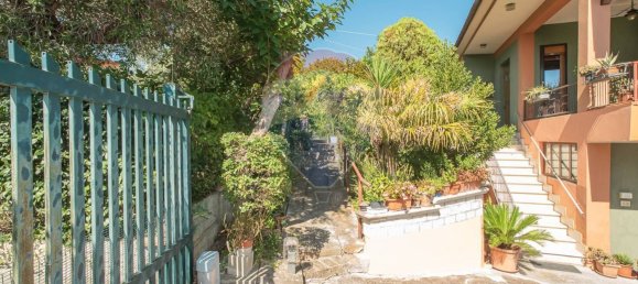 10 bedrooms House in Città Sant'Angelo, Italy No. 356050 32