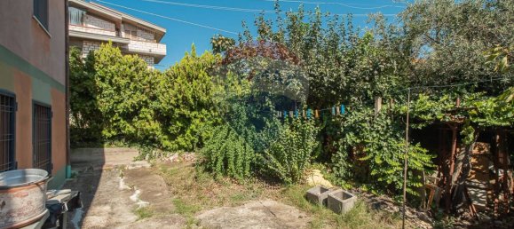 10 bedrooms House in Città Sant'Angelo, Italy No. 356050 35