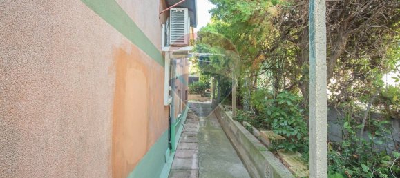 10 bedrooms House in Città Sant'Angelo, Italy No. 356050 36