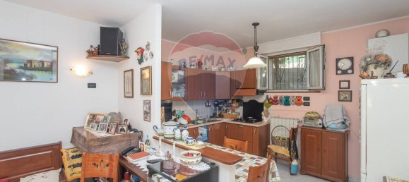 10 bedrooms House in Città Sant'Angelo, Italy No. 356050 24