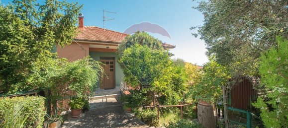 10 bedrooms House in Città Sant'Angelo, Italy No. 356050 30