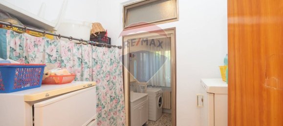 10 bedrooms House in Città Sant'Angelo, Italy No. 356050 10