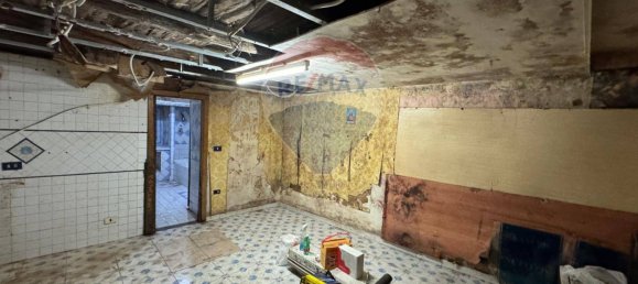 1 bedroom Apartment in Naples, Italy No. 56946 2