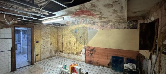 1 bedroom Apartment in Naples, Italy No. 56946 3