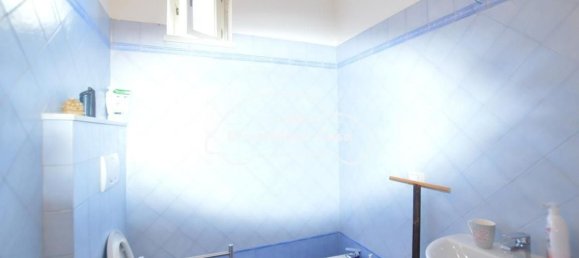 Villa de 8 habitaciónes en Porcari, Italy No. 308897 23