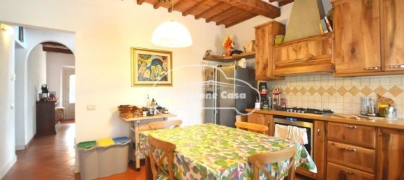 Villa de 8 habitaciónes en Porcari, Italy No. 308897 5