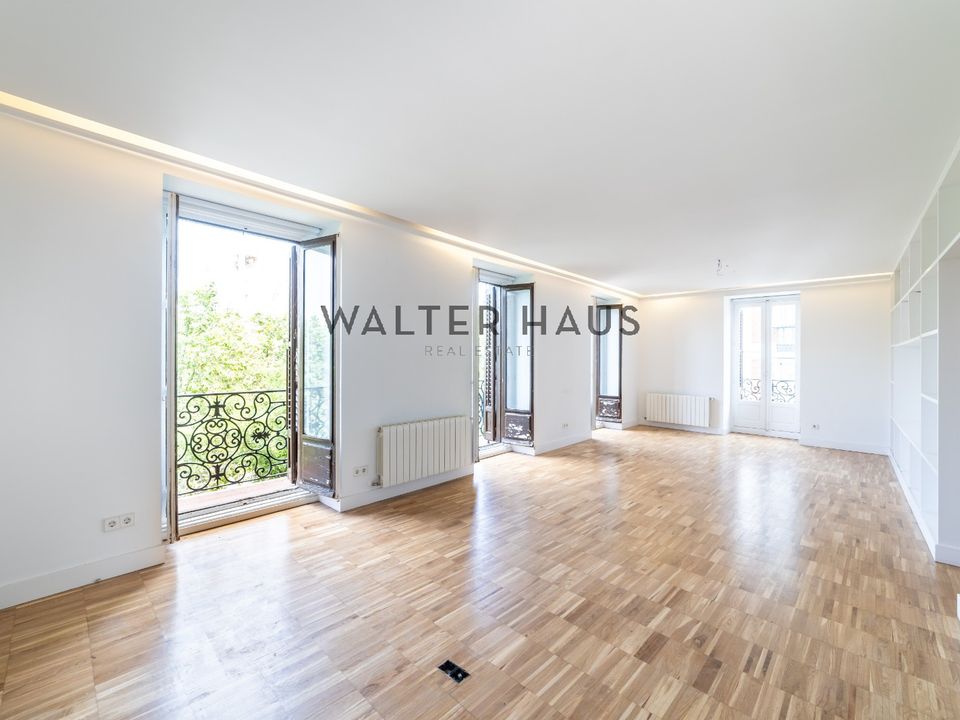 3 غرف نوم شقة في Madrid, Spain رقم 179076