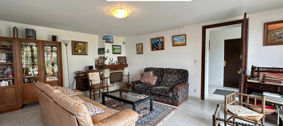 5 bedrooms House in Viglain, France No. 64852 2