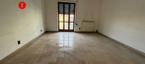 3 rooms Apartment in Nola, Italy No. 233006 8