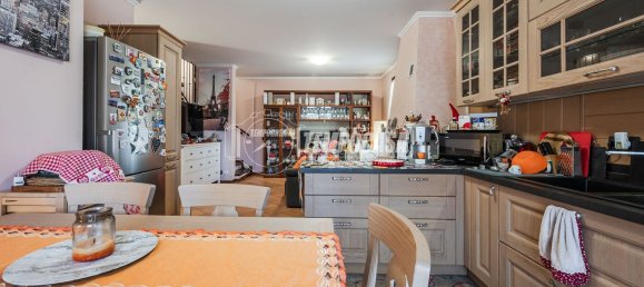 5 Schlafzimmer Haus in Vignola, Italy, Nr. 365281 15