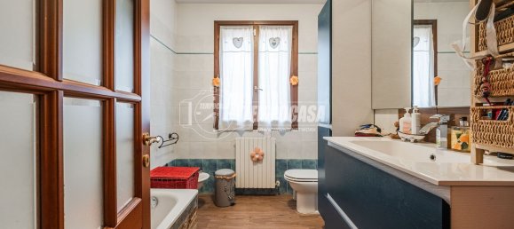 5 Schlafzimmer Haus in Vignola, Italy, Nr. 365281 24