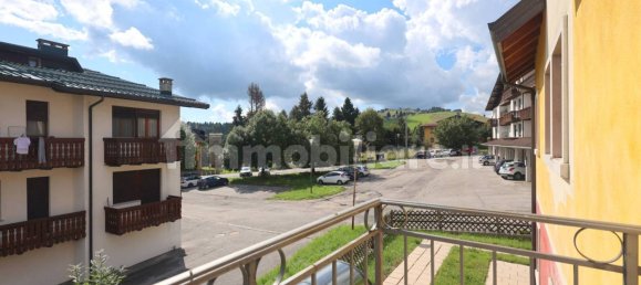 2 bedrooms Duplex in Gallio, Italy No. 310439 3