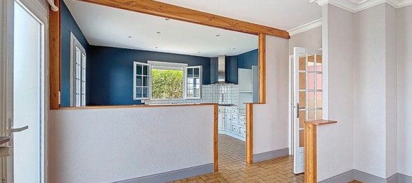 3 bedrooms House in Deux-Sevres, France No. 286258 3