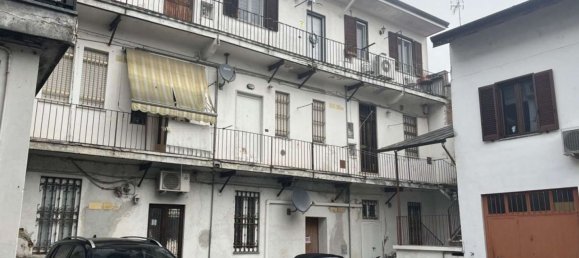 3 rooms Apartment in Sedriano, Italy No. 13031 7