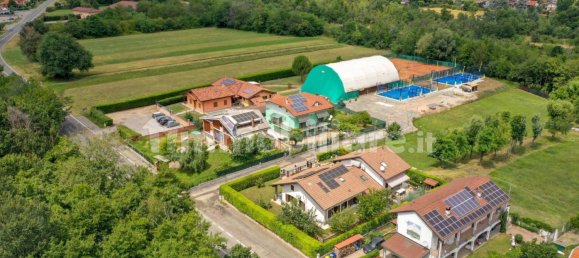 4 bedrooms Villa in Val della Torre, Italy No. 179428 35