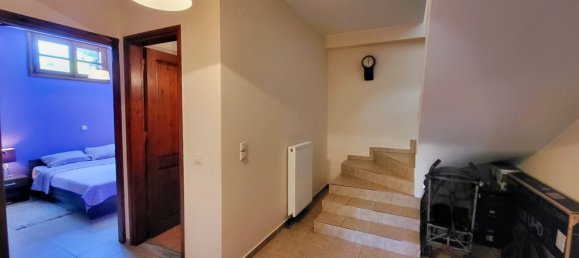 4 bedrooms Villa in Chania, Greece No. 132 7