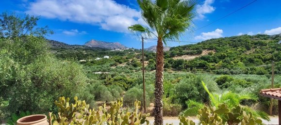 4 bedrooms Villa in Chania, Greece No. 132 30