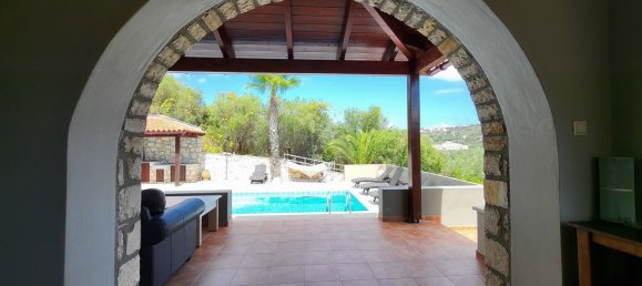 4 bedrooms Villa in Chania, Greece No. 132 22