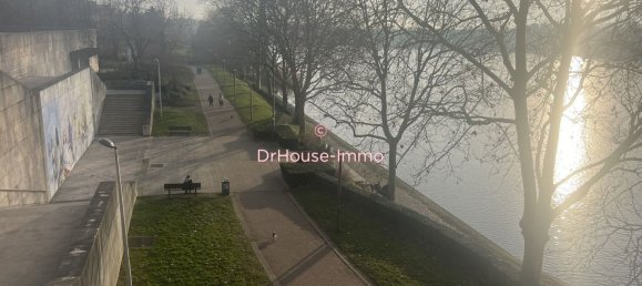 1 bedroom Apartment in Creteil, France No. 165147 23