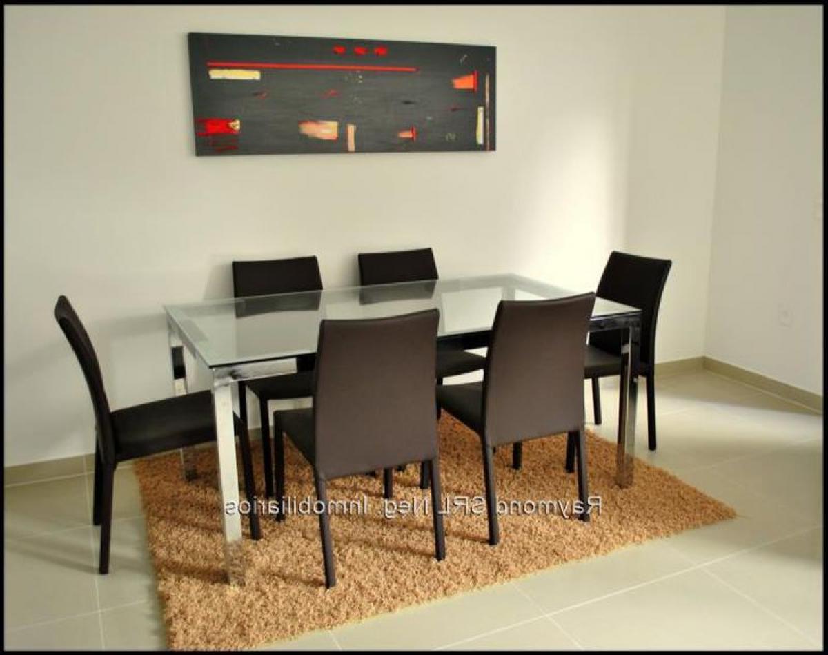 Apartamento de 3 dormitorios en Montevideo, Uruguay No. 10465