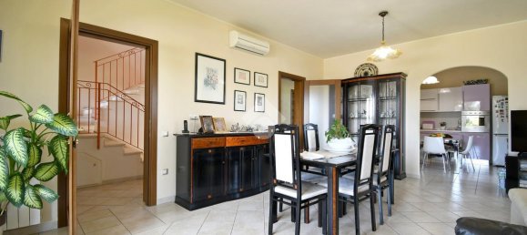 Вилла с 4 комнатами в Ористано, Италия № 111008 28