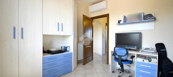 Вилла с 4 комнатами в Ористано, Италия № 111008 3