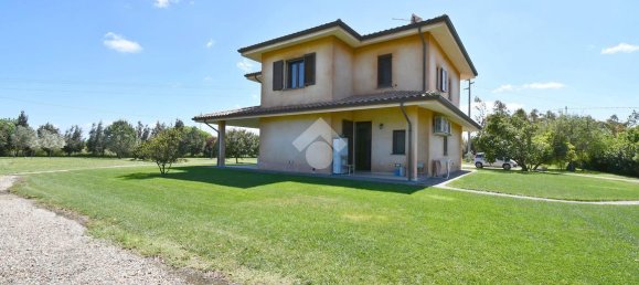 Вилла с 4 комнатами в Ористано, Италия № 111008 15