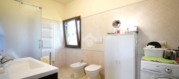 Вилла с 4 комнатами в Ористано, Италия № 111008 35