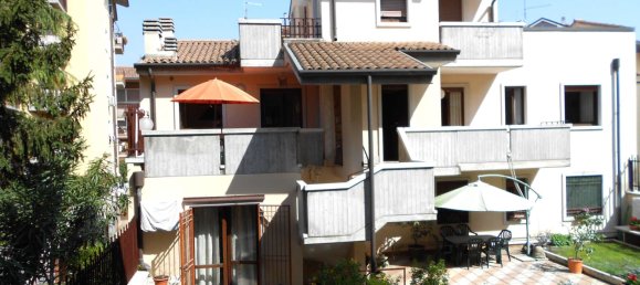 4 rooms Villa in Verona, Italy No. 317433 2